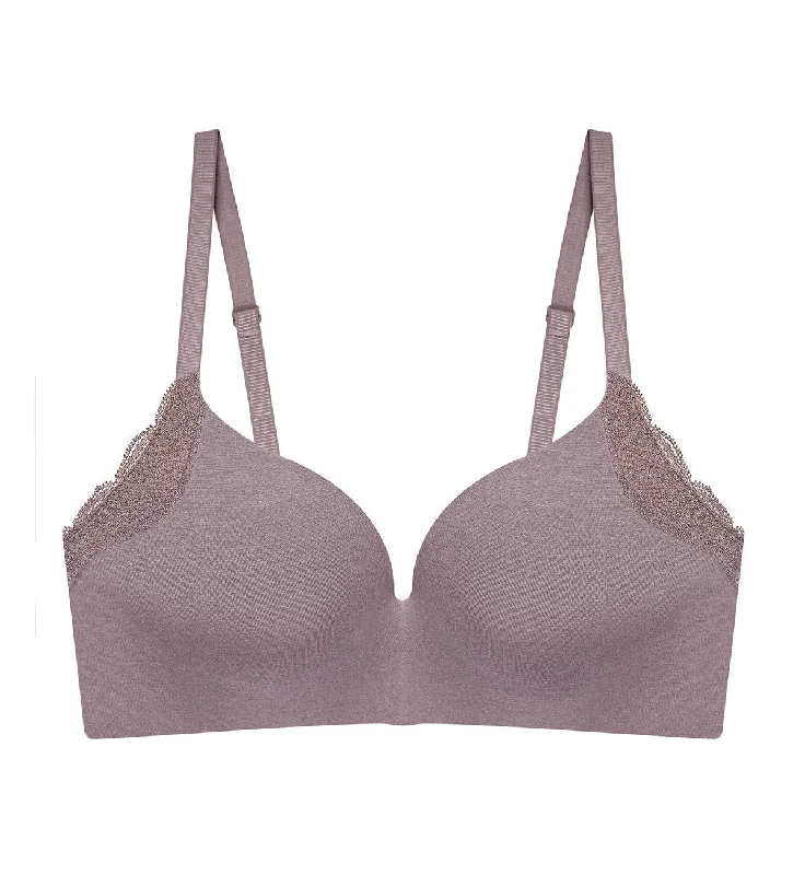 Strapless underwire wired bras for a versatile style NATURAL SPOTLIGHT NON-WIRED PADDED BRA Strapless underwire wired bras for a versatile style NATURAL SPOTLIGHT NON-WIRED PADDED BRA
