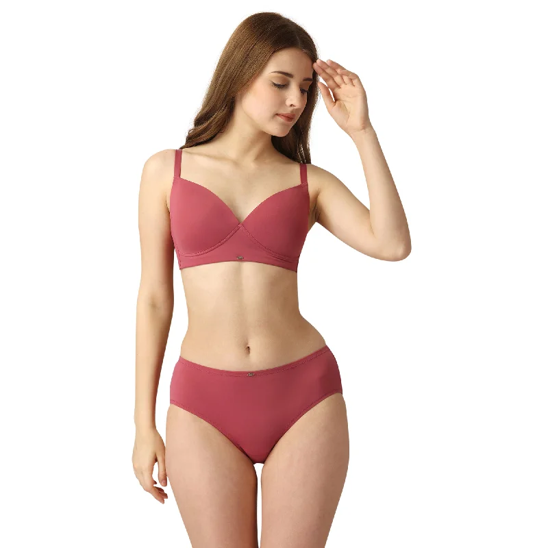 Molded cup underwire wired bras for a natural shape Full Coverage Padded Non-Wired T-shirt Bra with High Rise Full Coverage Brief SET CB - 134-1134 Molded cup underwire wired bras for a natural shape Full Coverage Padded Non-Wired T-shirt Bra with High Rise Full Coverage Brief SET CB - 134-1134