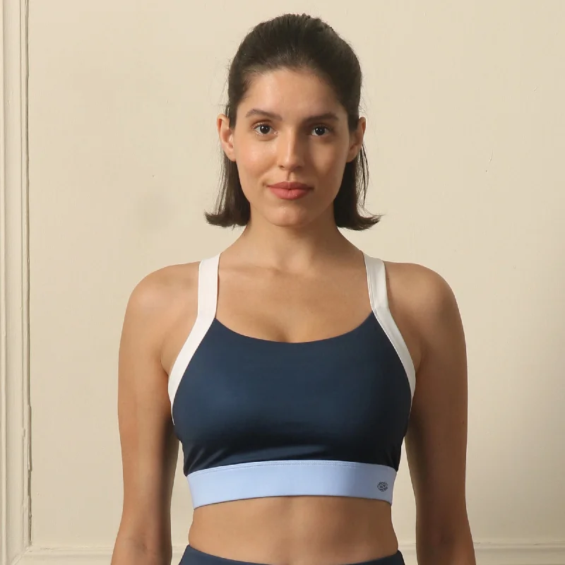 Wide - strap underwire wired bras for added comfort Medium-Impact Padded Non Wired Sports Bra with Crisscross Back and Mesh Detailing AT-15 Wide - strap underwire wired bras for added comfort Medium-Impact Padded Non Wired Sports Bra with Crisscross Back and Mesh Detailing AT-15
