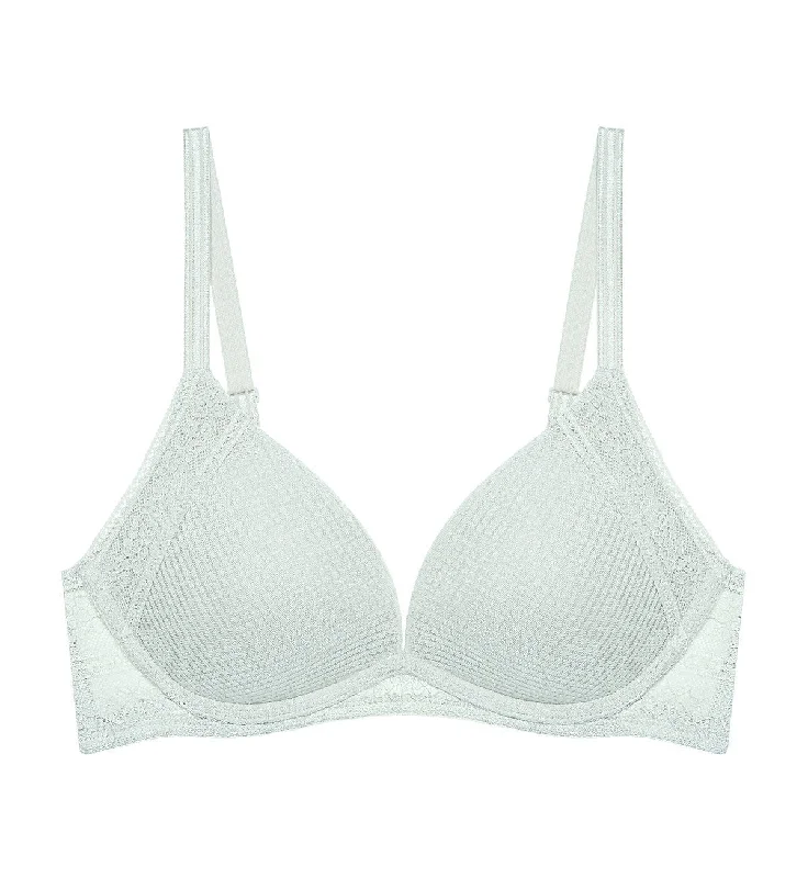 Satin underwire wired bras for a luxurious feel​ AQUA LUCKY NON-WIRED PUSH UP BRA