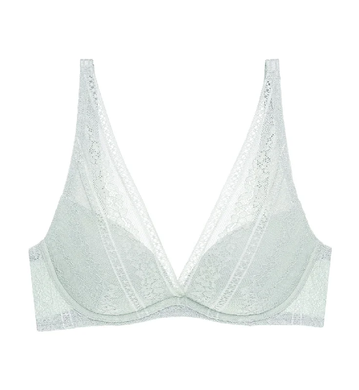 Convertible underwire wired bras with multiple styling options AQUA LUCKY WIRED PUSH UP BRA Convertible underwire wired bras with multiple styling options AQUA LUCKY WIRED PUSH UP BRA