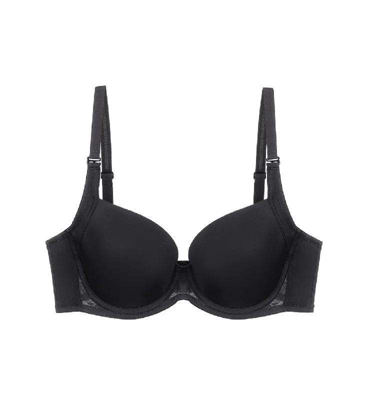 Sheer underwire wired bras for a seductive look INVISIBLE INSIDE-OUT WIRED PADDED BRA Sheer underwire wired bras for a seductive look INVISIBLE INSIDE-OUT WIRED PADDED BRA