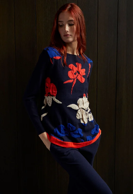Bell - Sleeve Women's Mohair - Wool Blend SweatersRound Neck Fine jumper  with Applique flower print