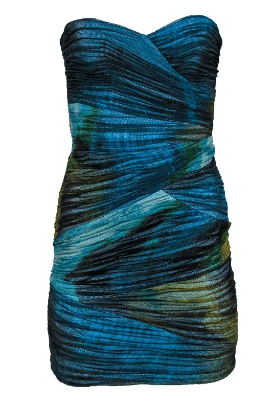 Printed Abstract Women Dress for a Modern and Artistic Appeal Printed Abstract Women Dress for a Modern and Artistic Appeal BCBG Max Azria - Marbled Blue & Green Ruched Tulle Strapless Dress Sz 2 Printed Abstract Women Dress for a Modern and Artistic Appeal Printed Abstract Women Dress for a Modern and Artistic Appeal BCBG Max Azria - Marbled Blue & Green Ruched Tulle Strapless Dress Sz 2