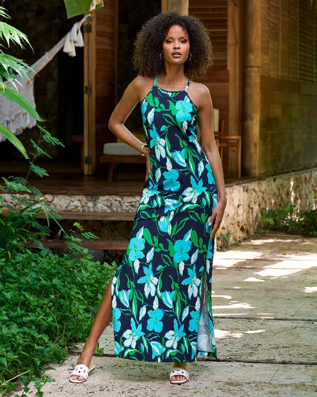 Maxi Women Dress with Floral Print for a Bohemian Vibe Maxi Women Dress with Floral Print for a Bohemian Vibe Beyond Travel Summer Lilies Navy Print High Neck Maxi Dress Maritime Navy/Fern Green