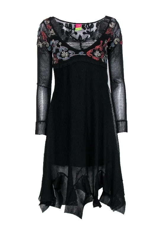 Printed Abstract Women Dress for a Modern and Artistic Appeal Printed Abstract Women Dress for a Modern and Artistic Appeal Save the Queen - Black Empire-Waisted Pleated Dress w/ Embroidery Sz S Printed Abstract Women Dress for a Modern and Artistic Appeal Printed Abstract Women Dress for a Modern and Artistic Appeal Save the Queen - Black Empire-Waisted Pleated Dress w/ Embroidery Sz S